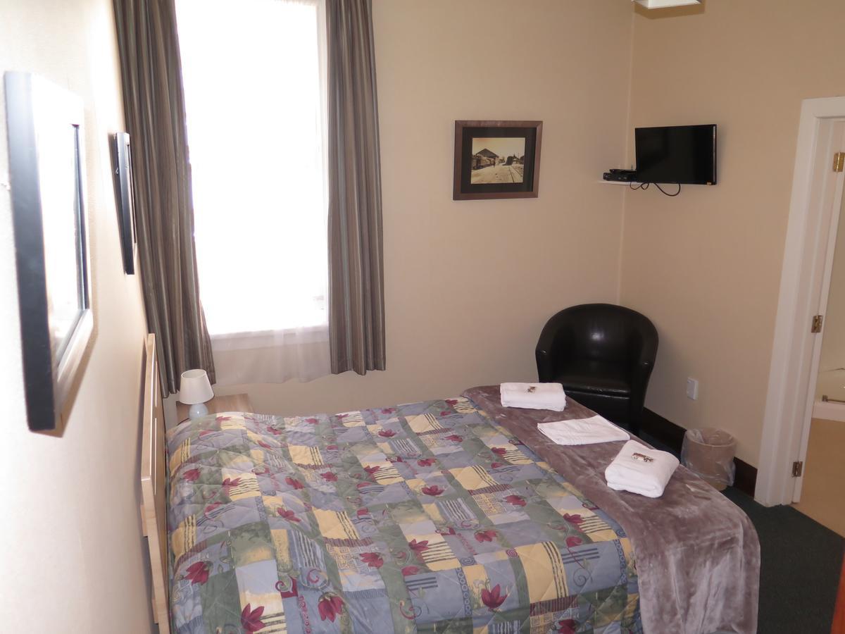 Mossburn Railway Hotel Room photo